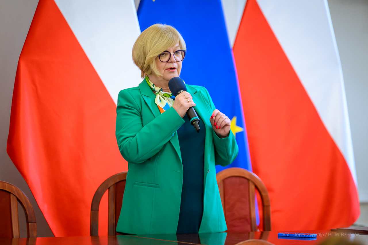 Miniaturka wpisu Podpisanie umowy na dofinansowanie budowy magazynu obrony cywilnej