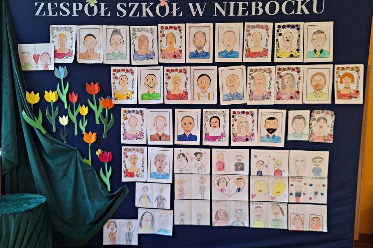 Miniaturka wpisu Koncert dla Mamy i Taty w Zespole Szkół w Niebocku